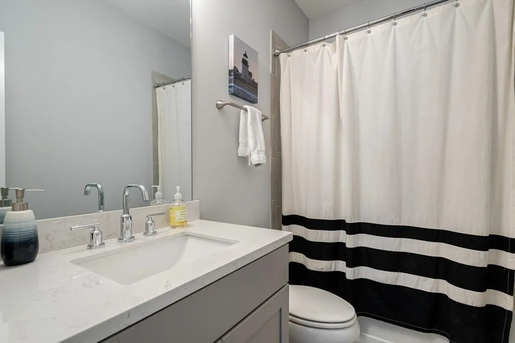 6774 Cadence Boulevard, Atlanta, Georgia 30328, 3 Bedrooms Bedrooms, ,3 BathroomsBathrooms,Residential,Sold,6774 Cadence Boulevard,7019649