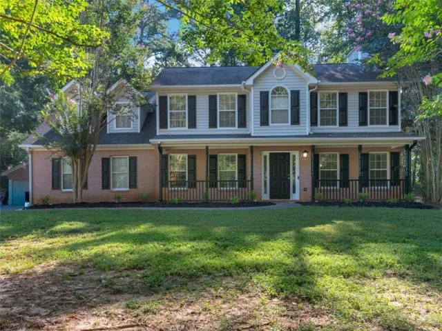 112 Crown Oaks Drive, Stockbridge, Georgia 30281