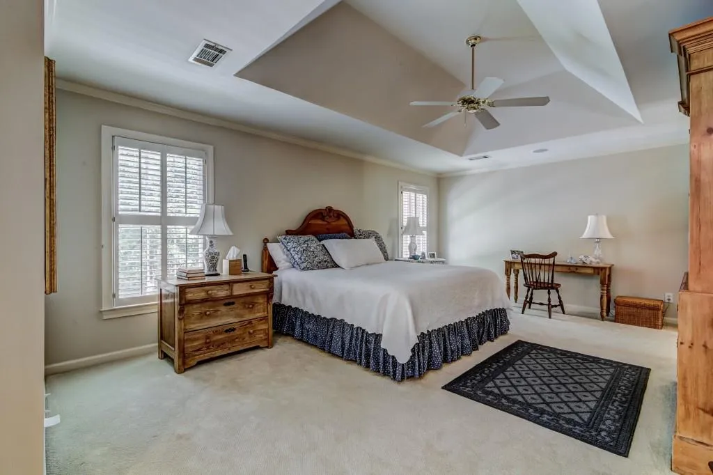 5840 Long Grove Drive, Sandy Springs, Georgia 30328, 4 Bedrooms Bedrooms, ,4 BathroomsBathrooms,Residential,Sold,5840 Long Grove Drive,5866313
