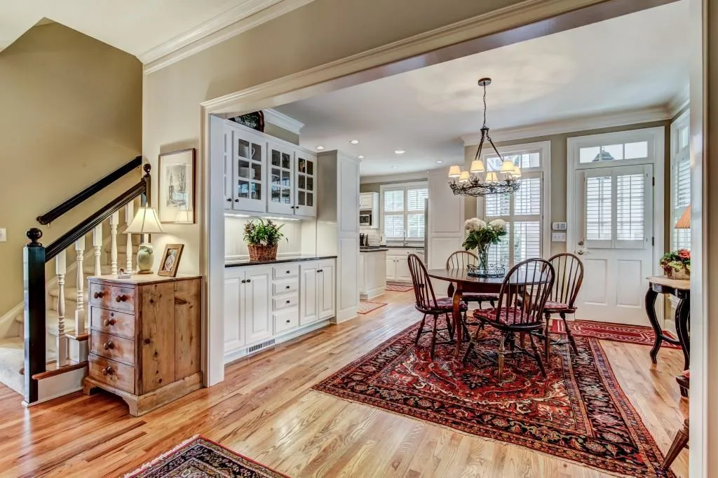 5840 Long Grove Drive, Sandy Springs, Georgia 30328, 4 Bedrooms Bedrooms, ,4 BathroomsBathrooms,Residential,Sold,5840 Long Grove Drive,5866313