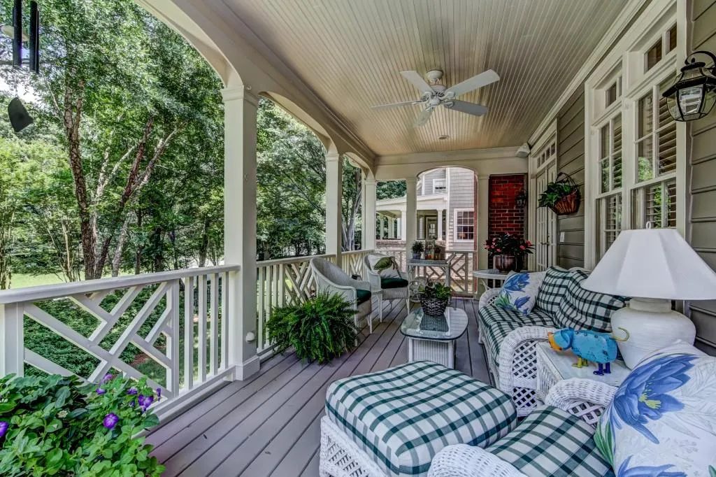 5840 Long Grove Drive, Sandy Springs, Georgia 30328, 4 Bedrooms Bedrooms, ,4 BathroomsBathrooms,Residential,Sold,5840 Long Grove Drive,5866313