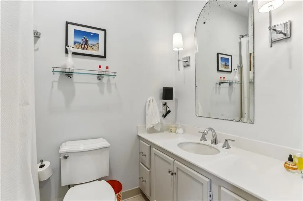 2466 Brookhaven Place Ne, Brookhaven, Georgia 30319, 3 Bedrooms Bedrooms, ,3 BathroomsBathrooms,Residential,For Sale,2466 Brookhaven Place Ne,7634360