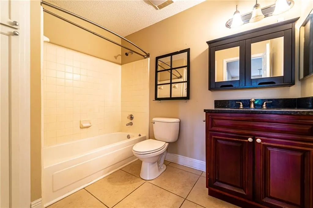 2308 Santa Fe, Sandy Springs, Georgia 30350, 1 Bedroom Bedrooms, ,1 BathroomBathrooms,Residential,Sold,2308 Santa Fe,6949337