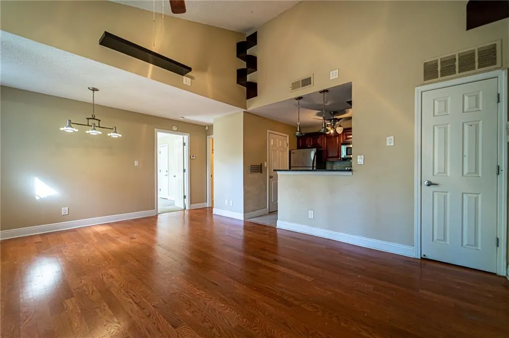 2308 Santa Fe, Sandy Springs, Georgia 30350, 1 Bedroom Bedrooms, ,1 BathroomBathrooms,Residential,Sold,2308 Santa Fe,6949337