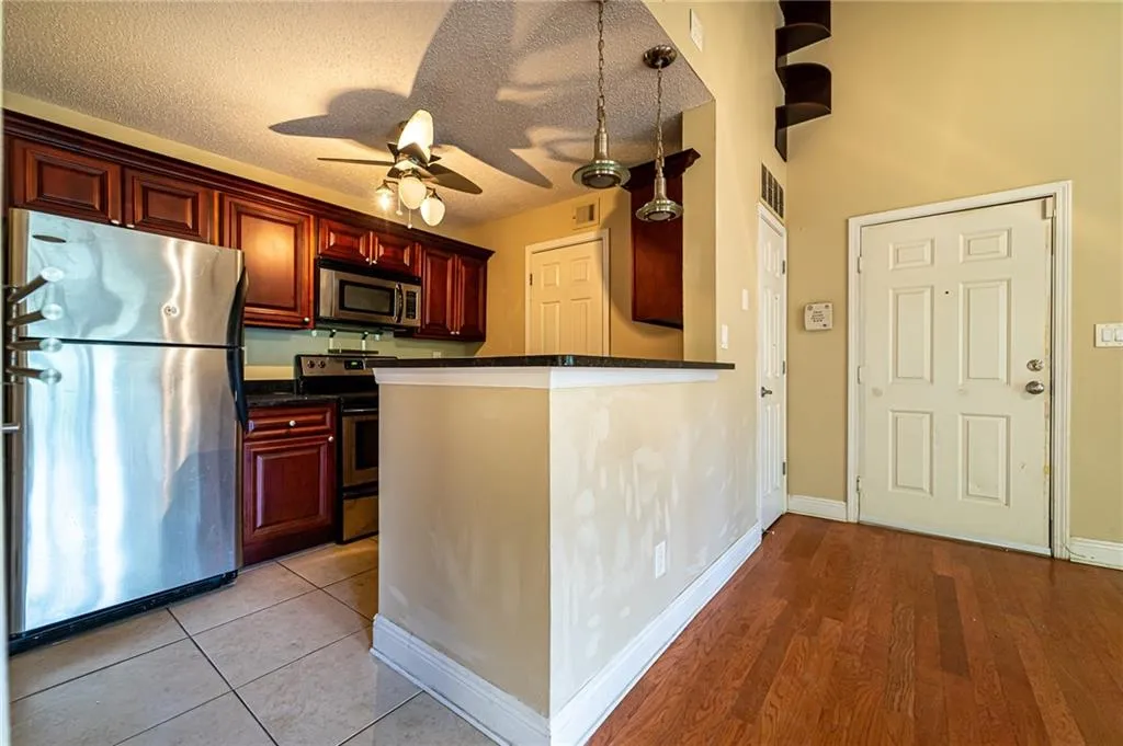 2308 Santa Fe, Sandy Springs, Georgia 30350, 1 Bedroom Bedrooms, ,1 BathroomBathrooms,Residential,Sold,2308 Santa Fe,6949337