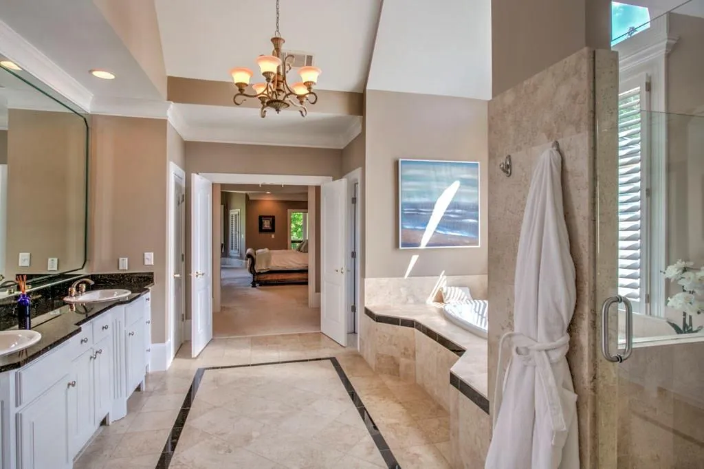 333 Caruso Court, Sandy Springs, Georgia 30350, 7 Bedrooms Bedrooms, ,6 BathroomsBathrooms,Residential,Sold,333 Caruso Court,6006438