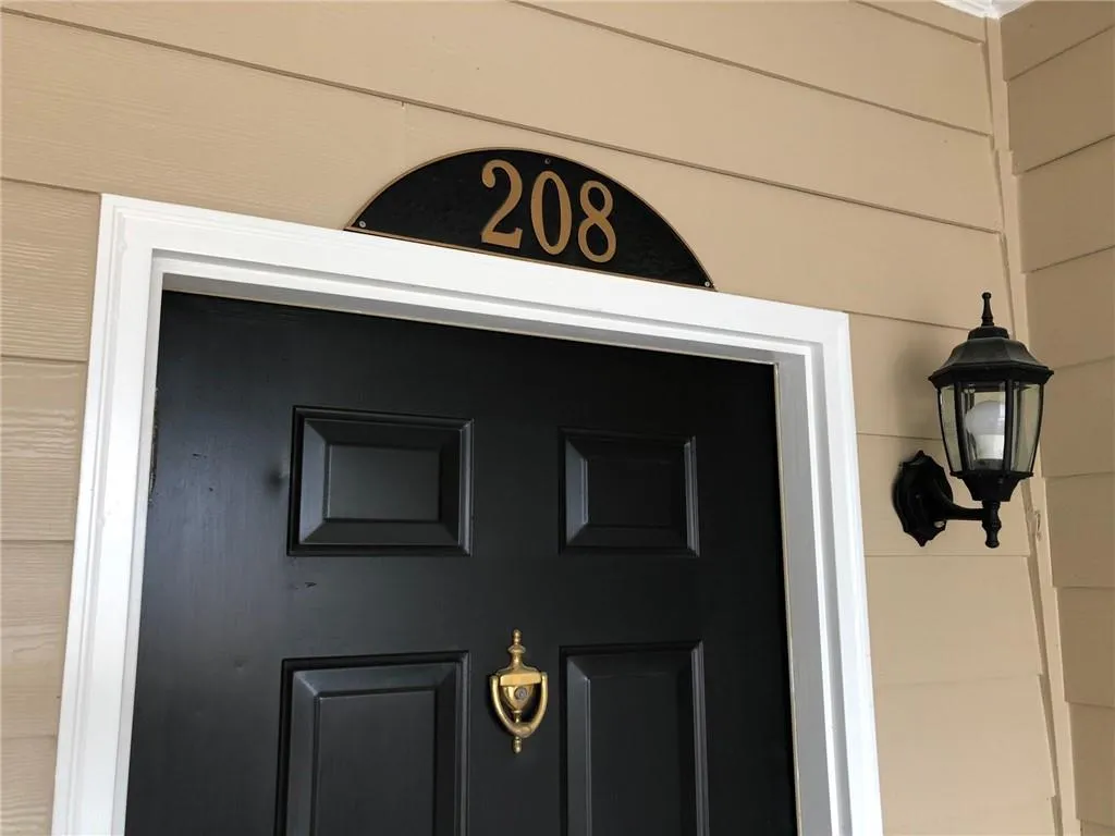 208 Brighton Point, Sandy Springs, Georgia 30328, 2 Bedrooms Bedrooms, ,2 BathroomsBathrooms,Residential,Sold,208 Brighton Point,6703172