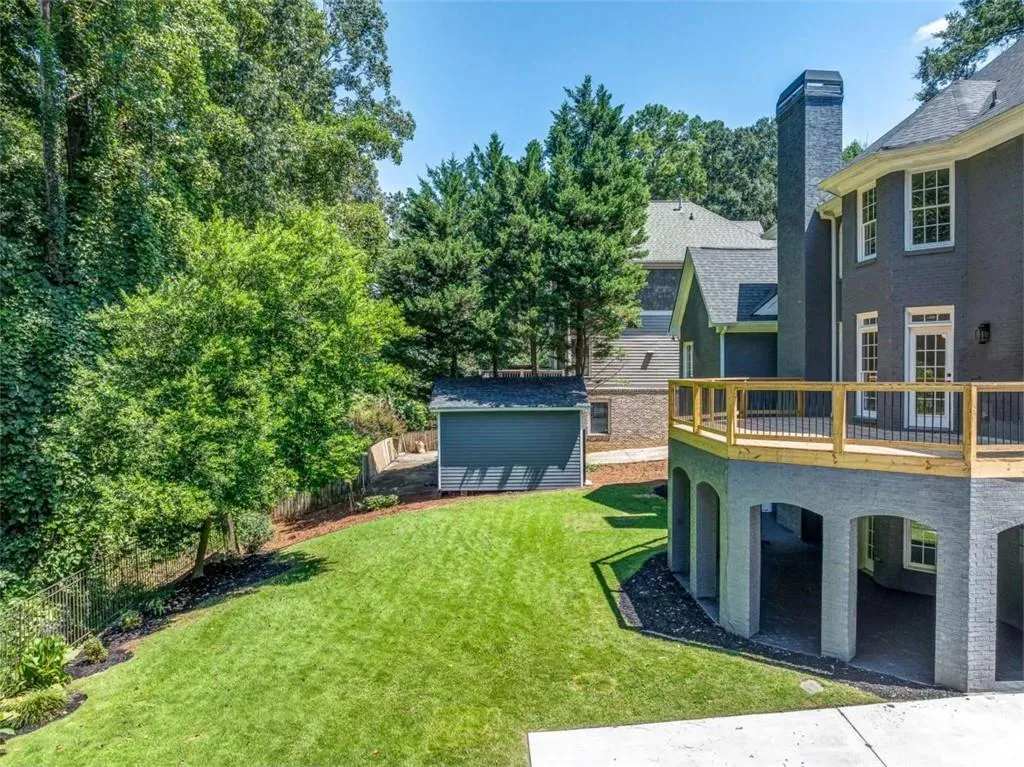 1076 Devine Circle, Brookhaven, Georgia 30319, 8 Bedrooms Bedrooms, ,6 BathroomsBathrooms,Residential,For Sale,1076 Devine Circle,7634517