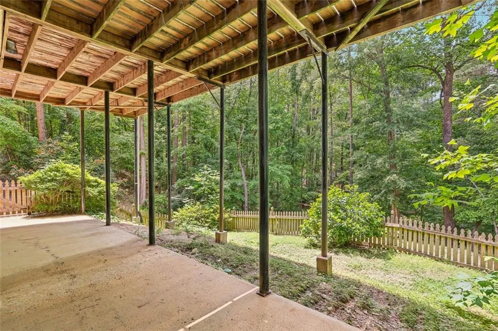 200 River Pass Trail, Atlanta, Georgia 30350, 5 Bedrooms Bedrooms, ,4 BathroomsBathrooms,Residential,Sold,200 River Pass Trail,7573312