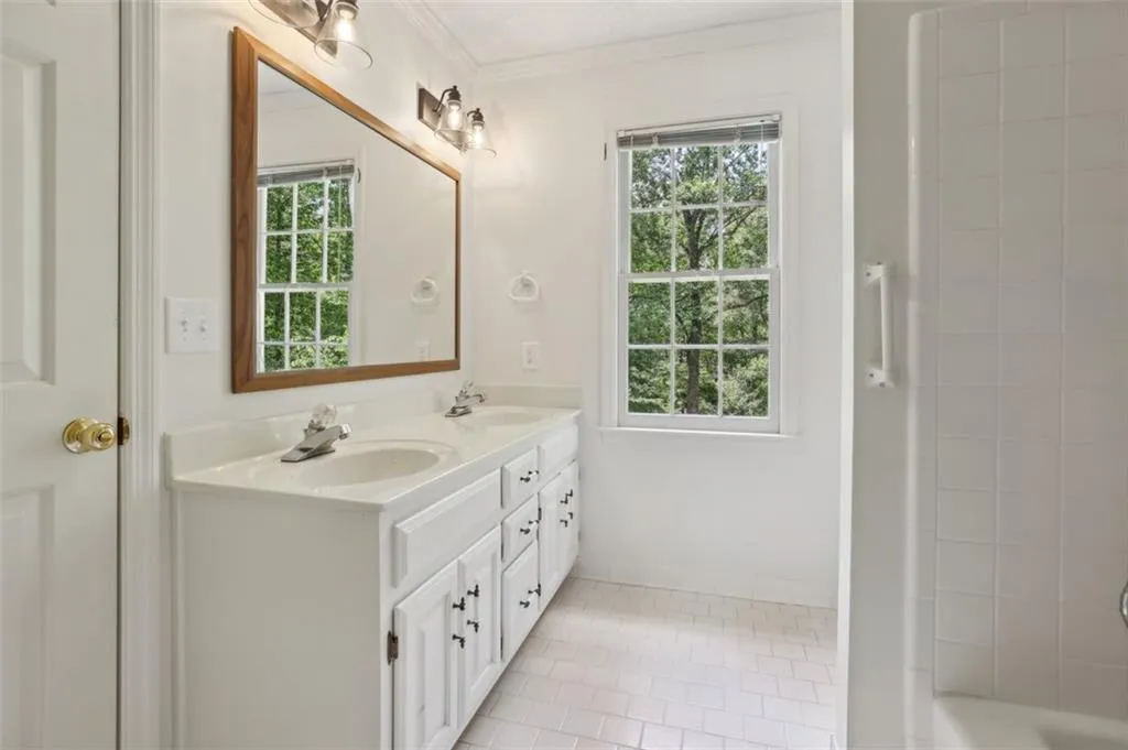 200 River Pass Trail, Atlanta, Georgia 30350, 5 Bedrooms Bedrooms, ,4 BathroomsBathrooms,Residential,Sold,200 River Pass Trail,7573312