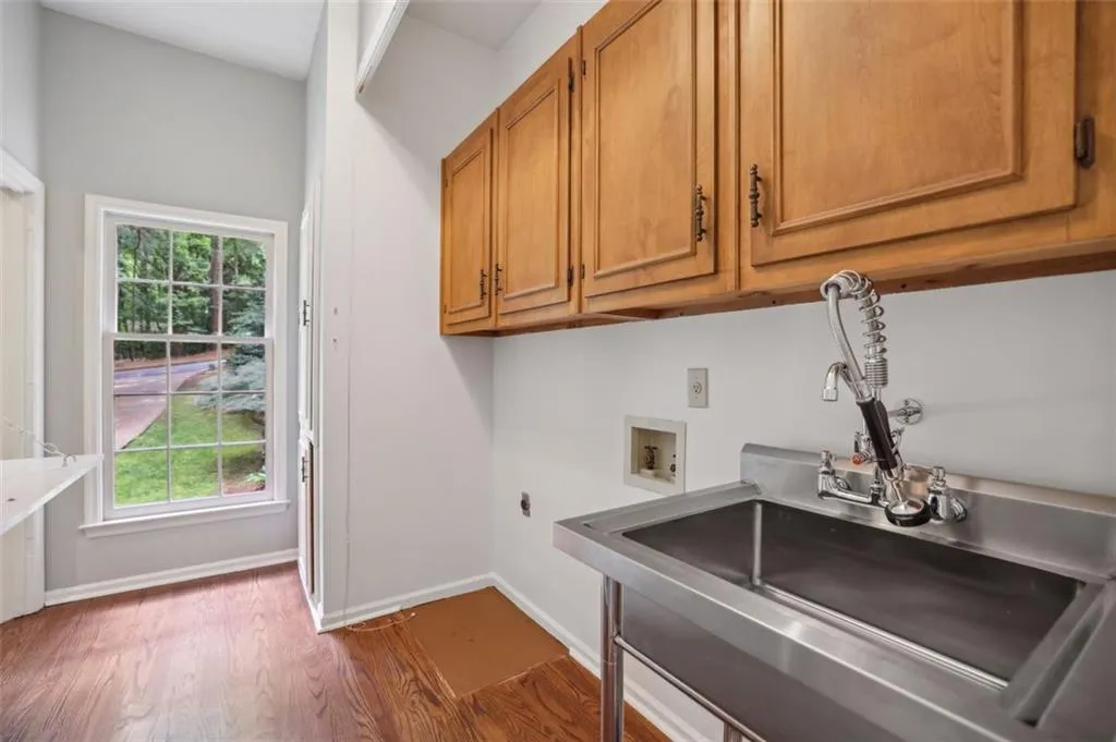 200 River Pass Trail, Atlanta, Georgia 30350, 5 Bedrooms Bedrooms, ,4 BathroomsBathrooms,Residential,Sold,200 River Pass Trail,7573312