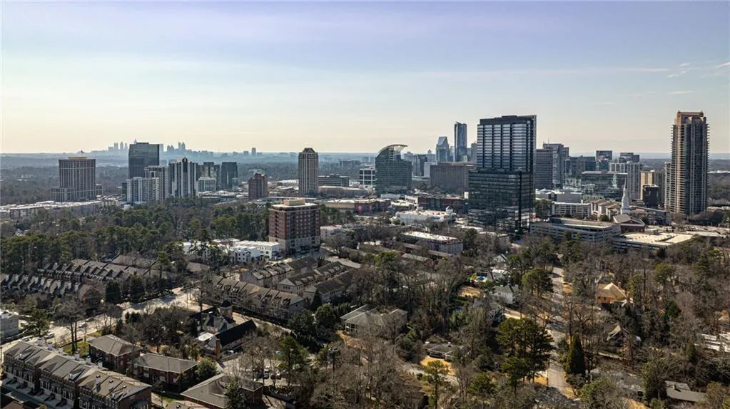 3694 Peachtree Road Ne Unit A4, Atlanta, Georgia 30319, 2 Bedrooms Bedrooms, 0 ,2 BathroomsBathrooms,Residential,For Sale,3694 Peachtree Road Ne Unit A4,7724916