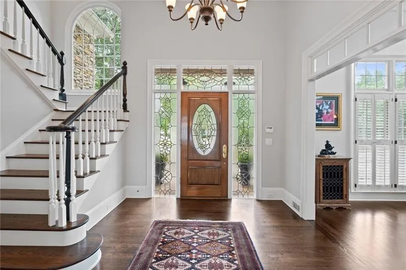 205 Powers Cove, Atlanta, Georgia 30327, 5 Bedrooms Bedrooms, ,4 BathroomsBathrooms,Residential,For Sale,205 Powers Cove,7619512