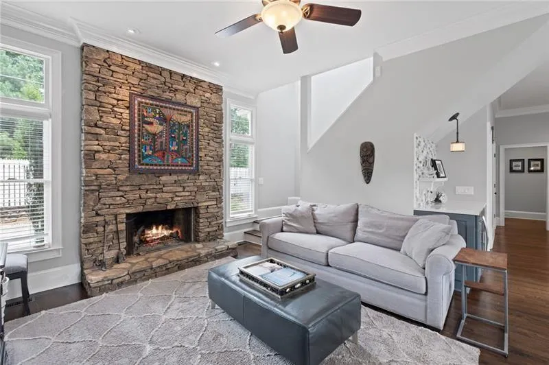 205 Powers Cove, Atlanta, Georgia 30327, 5 Bedrooms Bedrooms, ,4 BathroomsBathrooms,Residential,For Sale,205 Powers Cove,7619512