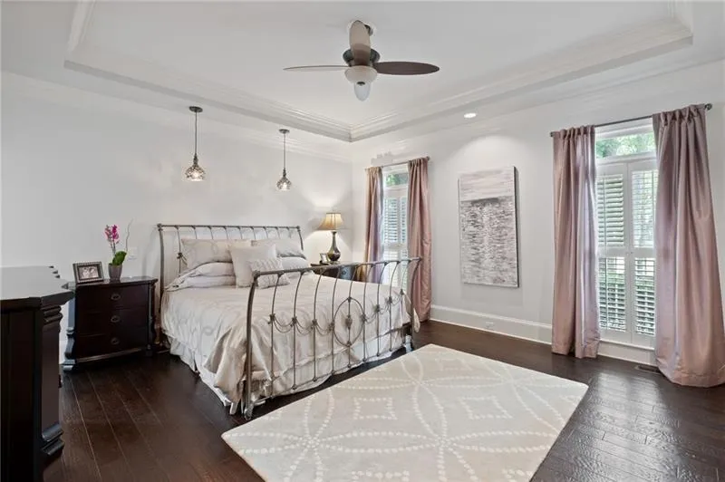205 Powers Cove, Atlanta, Georgia 30327, 5 Bedrooms Bedrooms, ,4 BathroomsBathrooms,Residential,For Sale,205 Powers Cove,7619512
