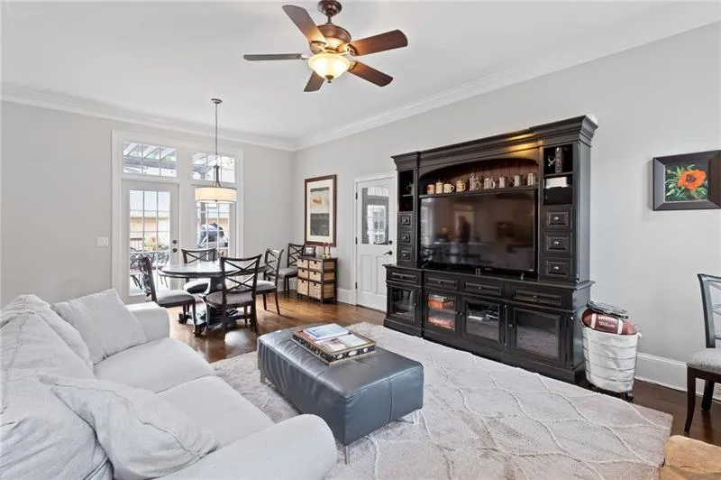 205 Powers Cove, Atlanta, Georgia 30327, 5 Bedrooms Bedrooms, ,4 BathroomsBathrooms,Residential,For Sale,205 Powers Cove,7619512