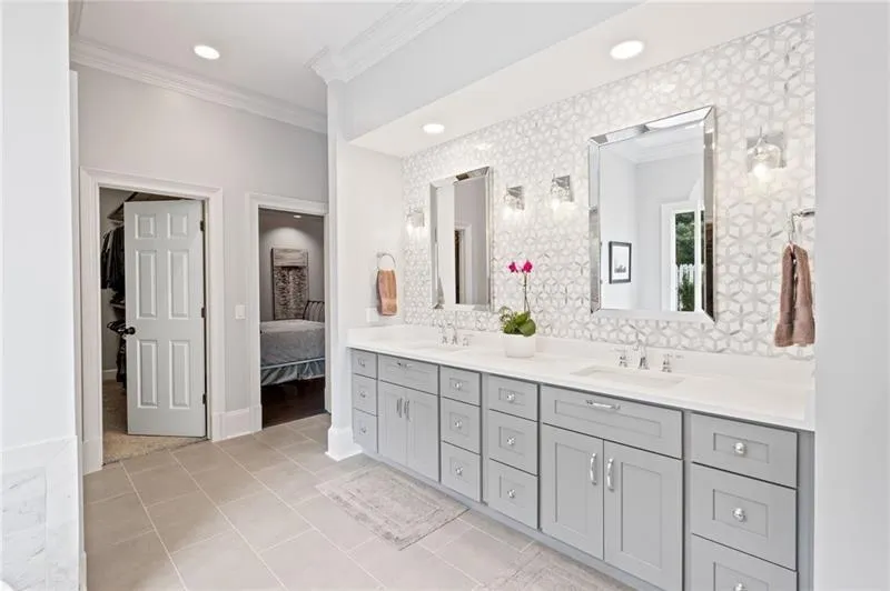 205 Powers Cove, Atlanta, Georgia 30327, 5 Bedrooms Bedrooms, ,4 BathroomsBathrooms,Residential,For Sale,205 Powers Cove,7619512