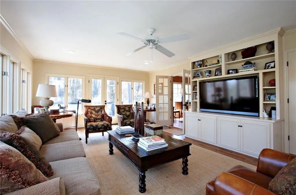 4795 Woodvale Drive Nw, Atlanta, Georgia 30327, 5 Bedrooms Bedrooms, ,4 BathroomsBathrooms,Residential,Sold,4795 Woodvale Drive Nw,6054705