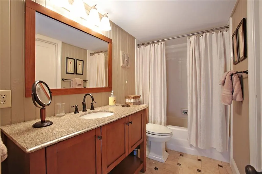 4795 Woodvale Drive Nw, Atlanta, Georgia 30327, 5 Bedrooms Bedrooms, ,4 BathroomsBathrooms,Residential,Sold,4795 Woodvale Drive Nw,6054705
