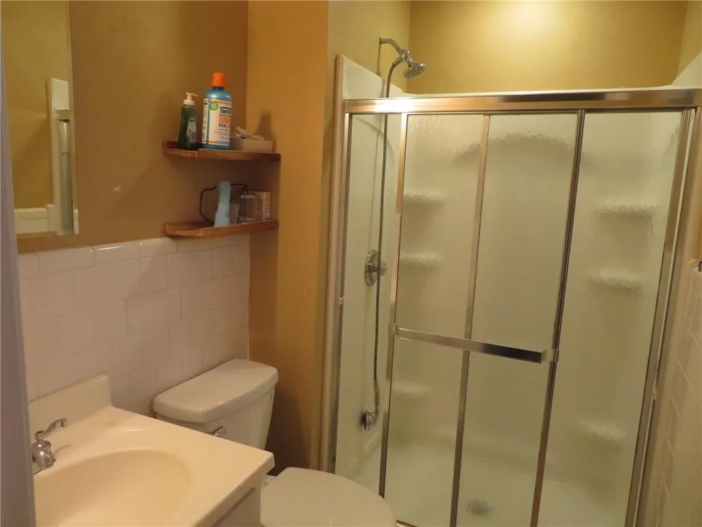 5586 Kingsport Drive, Atlanta, Georgia 30342, 3 Bedrooms Bedrooms, ,2 BathroomsBathrooms,Residential,For Sale,5586 Kingsport Drive,7526606