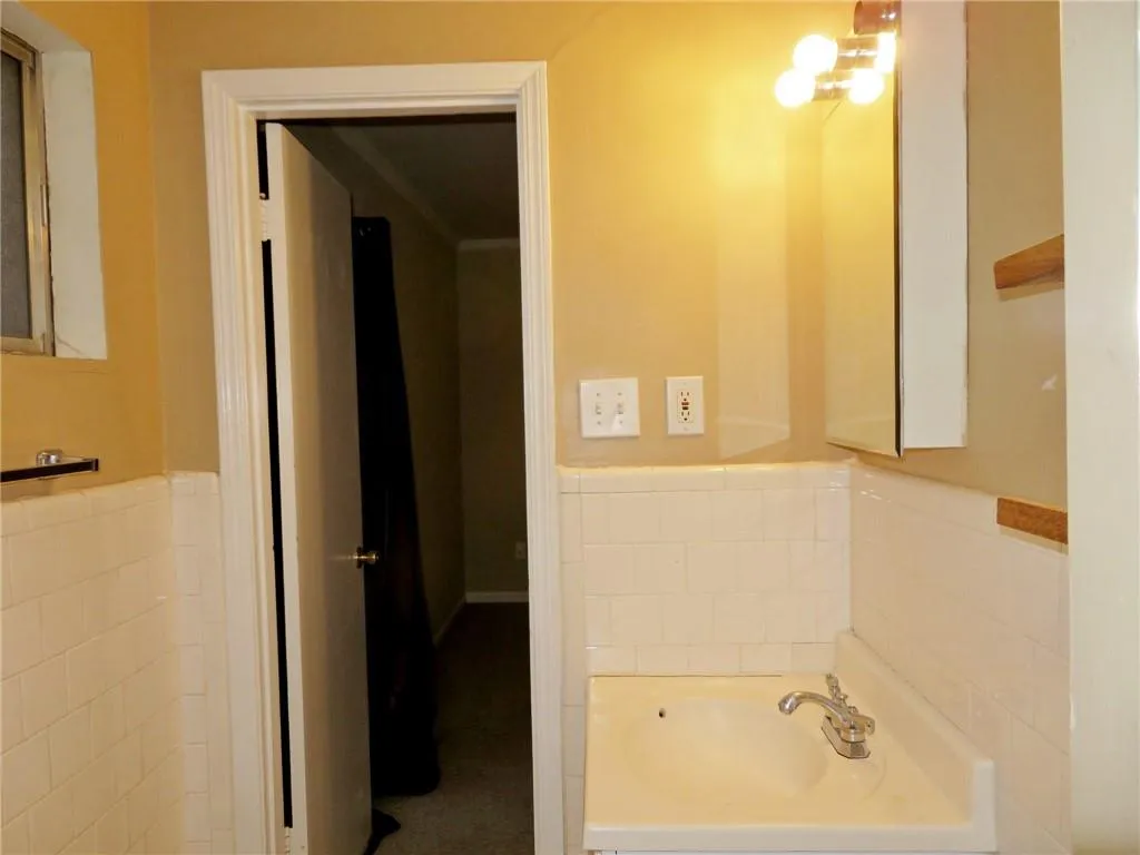 5586 Kingsport Drive, Atlanta, Georgia 30342, 3 Bedrooms Bedrooms, ,2 BathroomsBathrooms,Residential,For Sale,5586 Kingsport Drive,7526606