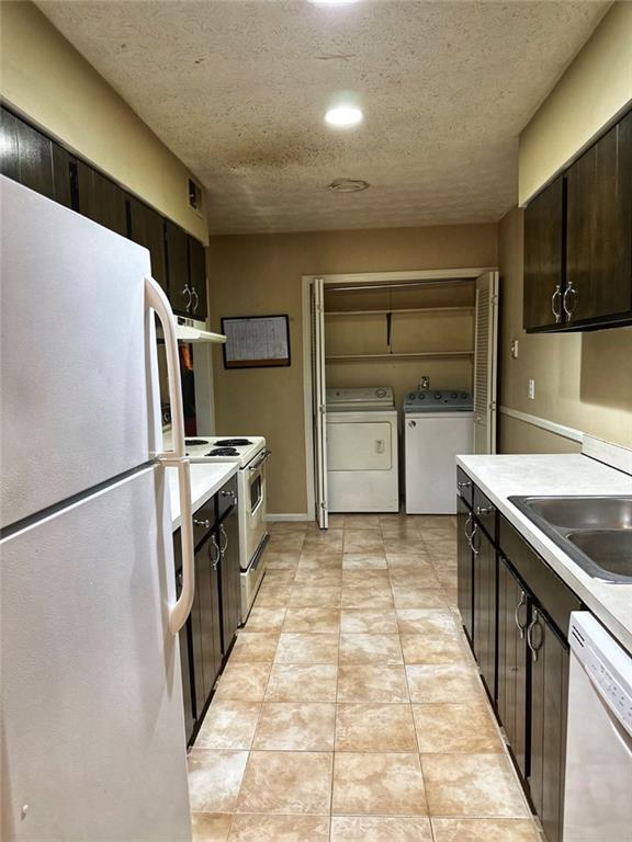 725 Dalrymple Road Unit 3E, Atlanta, Georgia 30328, 2 Bedrooms Bedrooms, ,2 BathroomsBathrooms,Residential,Sold,725 Dalrymple Road Unit 3E,7280458
