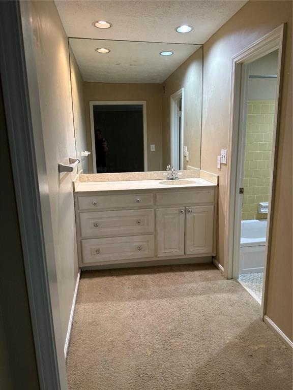 725 Dalrymple Road Unit 3E, Atlanta, Georgia 30328, 2 Bedrooms Bedrooms, ,2 BathroomsBathrooms,Residential,Sold,725 Dalrymple Road Unit 3E,7280458