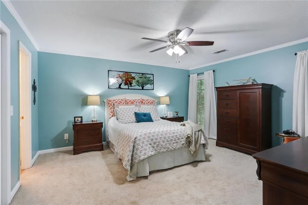 904 Brandywine Circle, Sandy Springs, Georgia 30350, 3 Bedrooms Bedrooms, ,2 BathroomsBathrooms,Residential,Sold,904 Brandywine Circle,6553134