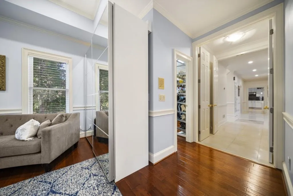 245 Wing Mill Road, Sandy Springs, Georgia 30350, 6 Bedrooms Bedrooms, ,4 BathroomsBathrooms,Residential,Sold,245 Wing Mill Road,7011109