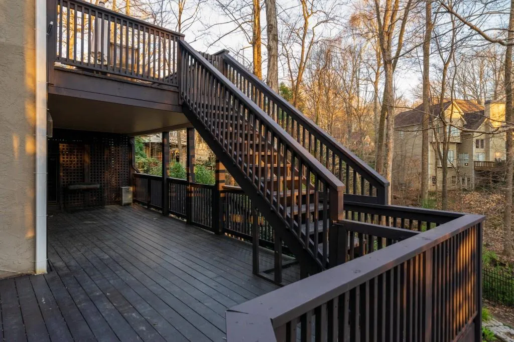 245 Wing Mill Road, Sandy Springs, Georgia 30350, 6 Bedrooms Bedrooms, ,4 BathroomsBathrooms,Residential,Sold,245 Wing Mill Road,7011109