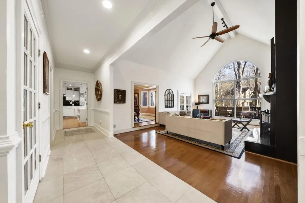 245 Wing Mill Road, Sandy Springs, Georgia 30350, 6 Bedrooms Bedrooms, ,4 BathroomsBathrooms,Residential,Sold,245 Wing Mill Road,7011109