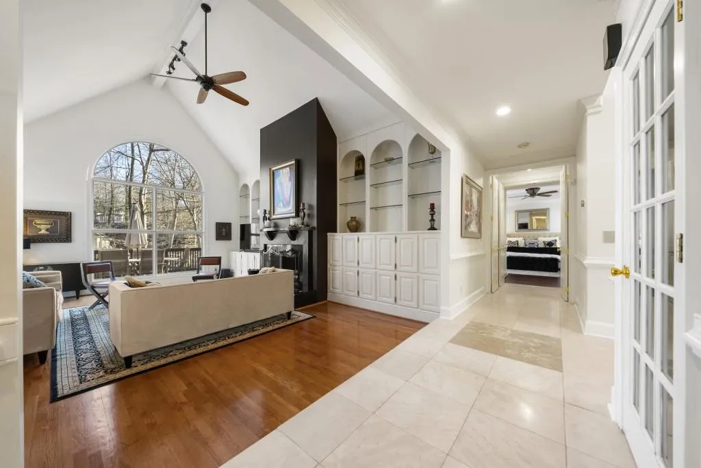 245 Wing Mill Road, Sandy Springs, Georgia 30350, 6 Bedrooms Bedrooms, ,4 BathroomsBathrooms,Residential,Sold,245 Wing Mill Road,7011109