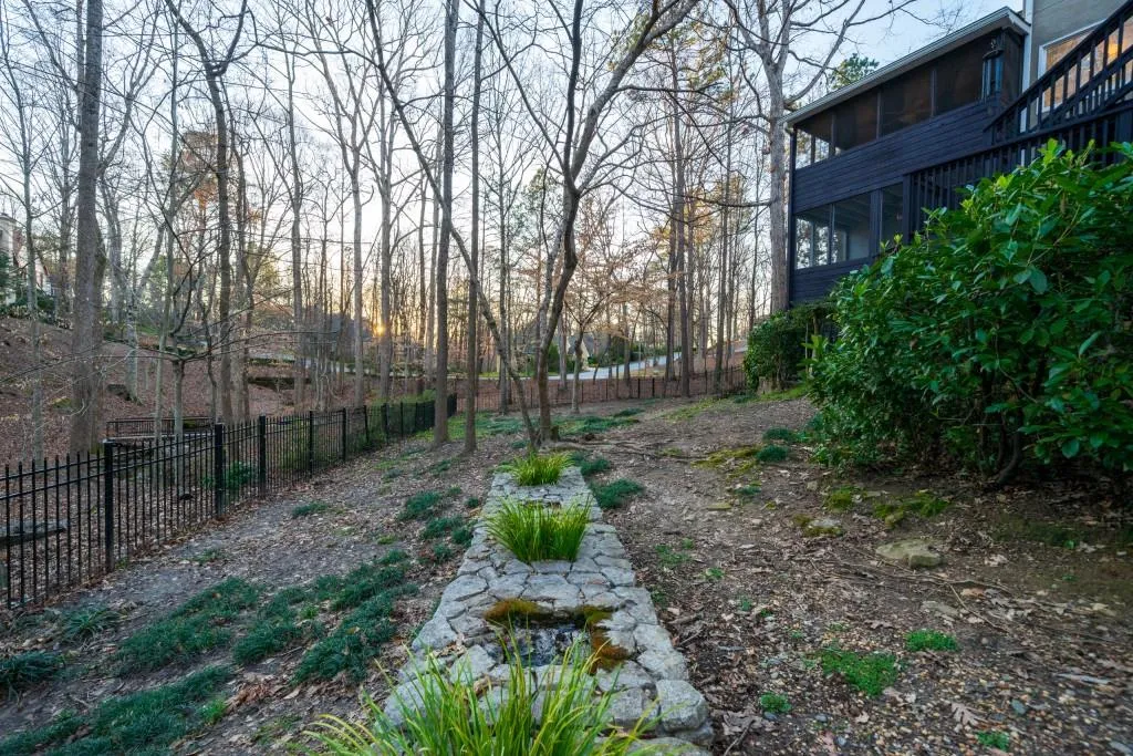 245 Wing Mill Road, Sandy Springs, Georgia 30350, 6 Bedrooms Bedrooms, ,4 BathroomsBathrooms,Residential,Sold,245 Wing Mill Road,7011109