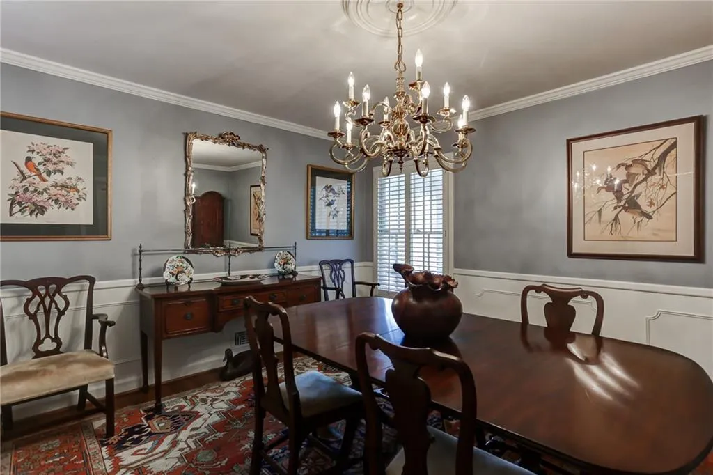 4795 Longchamps Drive, Sandy Springs, Georgia 30319, 3 Bedrooms Bedrooms, ,2 BathroomsBathrooms,Residential,Sold,4795 Longchamps Drive,6524928