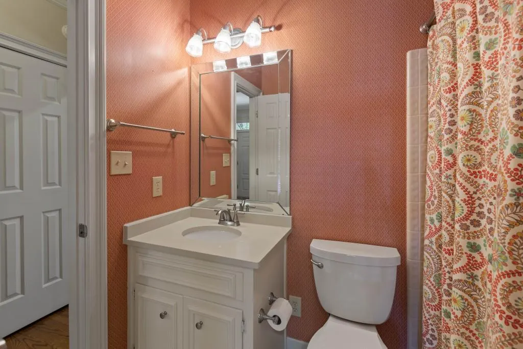 2185 Dunwoody Heritage Drive, Sandy Springs, Georgia 30350, 5 Bedrooms Bedrooms, ,4 BathroomsBathrooms,Residential,Sold,2185 Dunwoody Heritage Drive,7245774