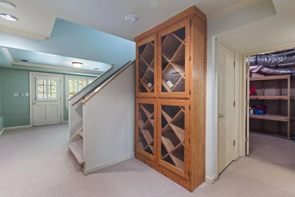 2185 Dunwoody Heritage Drive, Sandy Springs, Georgia 30350, 5 Bedrooms Bedrooms, ,4 BathroomsBathrooms,Residential,Sold,2185 Dunwoody Heritage Drive,7245774
