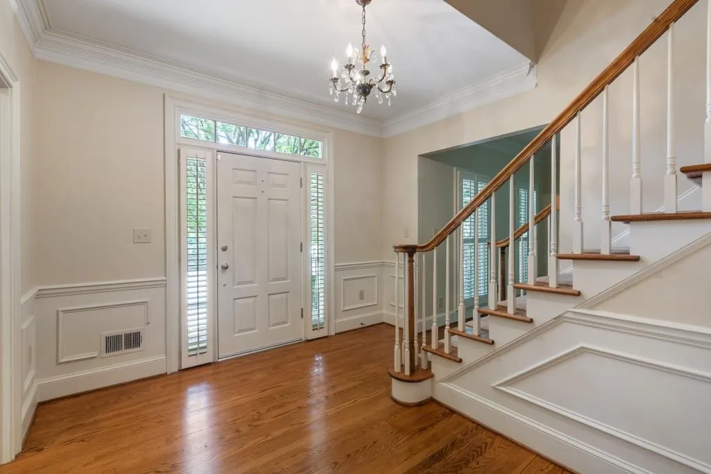 2185 Dunwoody Heritage Drive, Sandy Springs, Georgia 30350, 5 Bedrooms Bedrooms, ,4 BathroomsBathrooms,Residential,Sold,2185 Dunwoody Heritage Drive,7245774