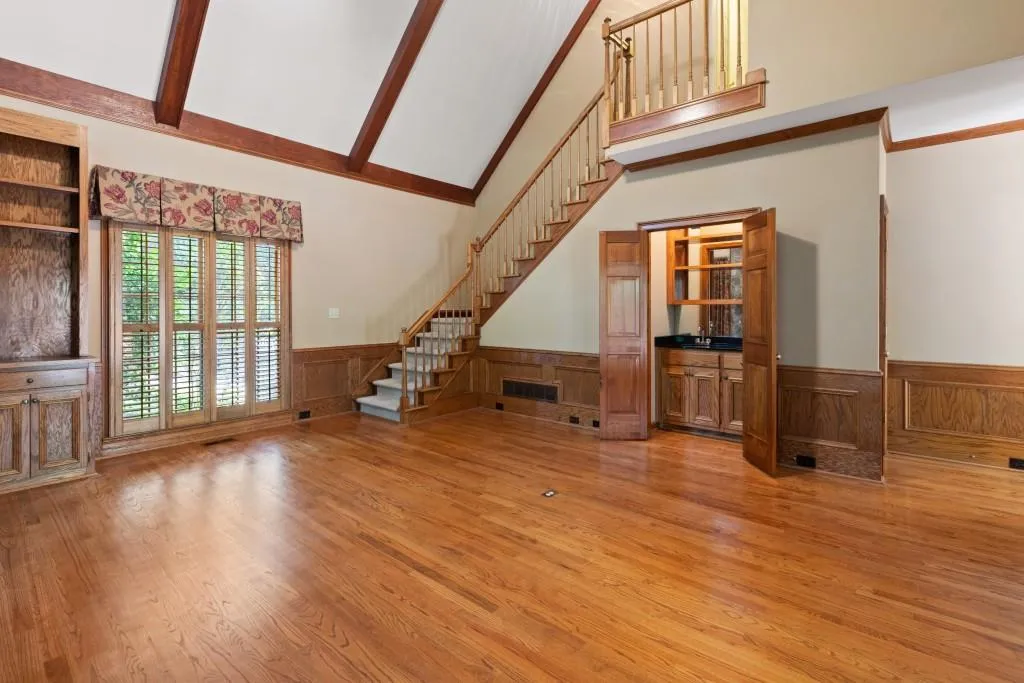 2185 Dunwoody Heritage Drive, Sandy Springs, Georgia 30350, 5 Bedrooms Bedrooms, ,4 BathroomsBathrooms,Residential,Sold,2185 Dunwoody Heritage Drive,7245774