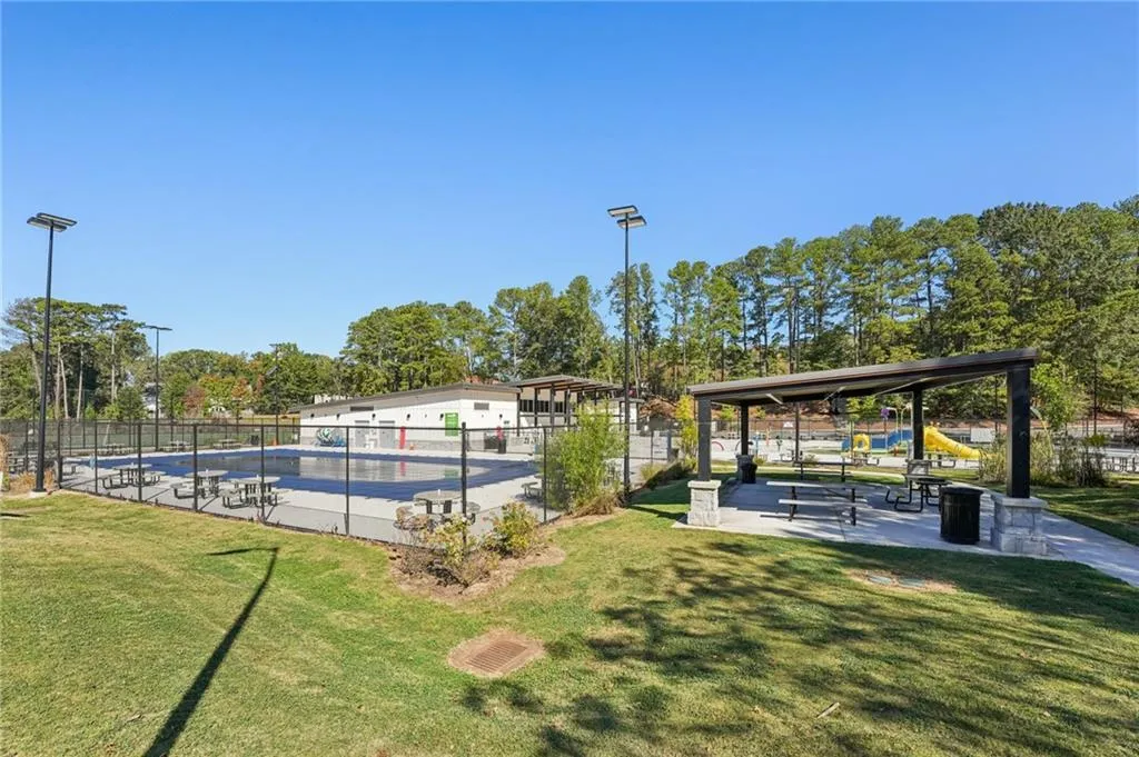 3236 Lynwood Drive Ne, Atlanta, Georgia 30319, 5 Bedrooms Bedrooms, ,4 BathroomsBathrooms,Residential,For Sale,3236 Lynwood Drive Ne,7663898
