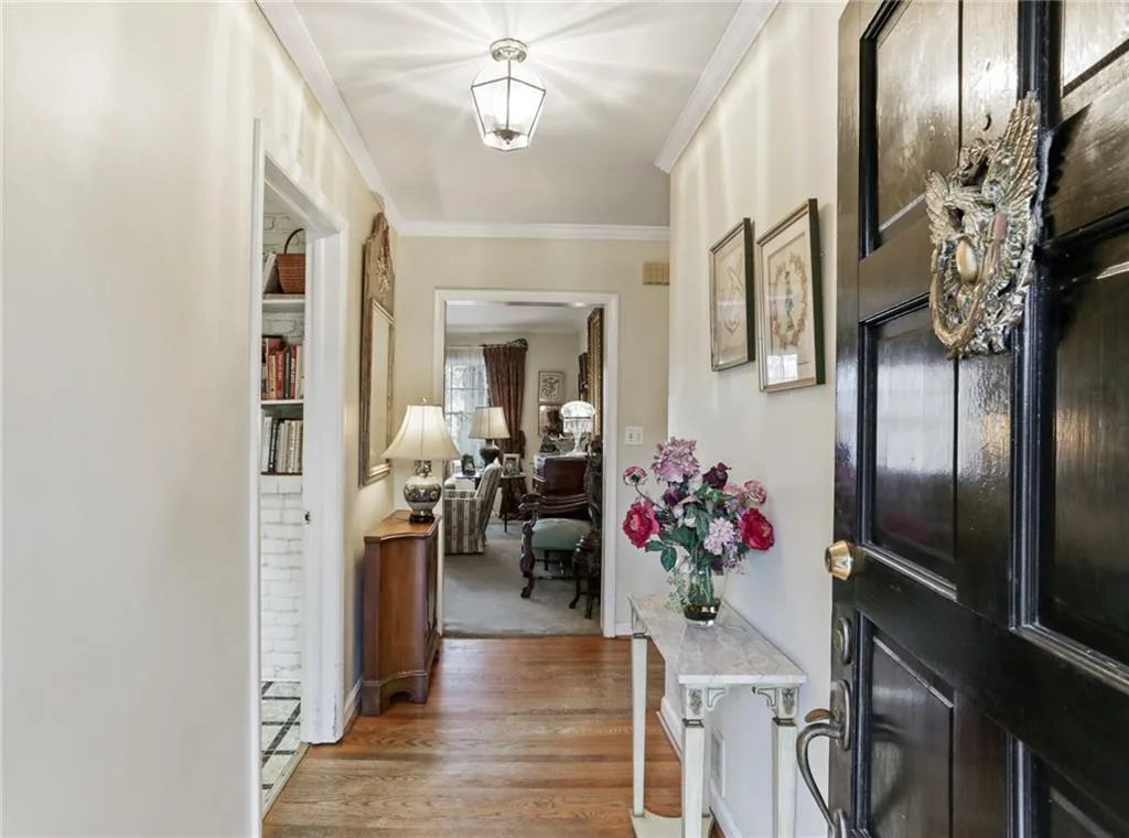 6748 Brandon Mill Road, Sandy Springs, Georgia 30328, 5 Bedrooms Bedrooms, ,3 BathroomsBathrooms,Residential,Sold,6748 Brandon Mill Road,6980328