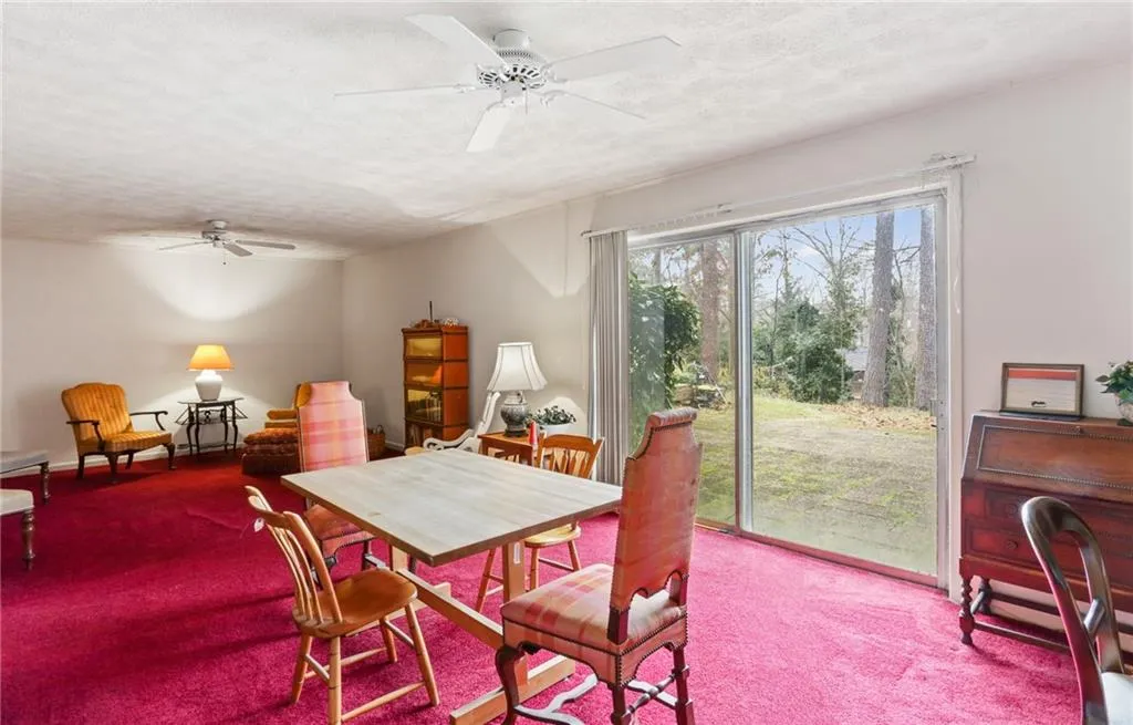 6748 Brandon Mill Road, Sandy Springs, Georgia 30328, 5 Bedrooms Bedrooms, ,3 BathroomsBathrooms,Residential,Sold,6748 Brandon Mill Road,6980328