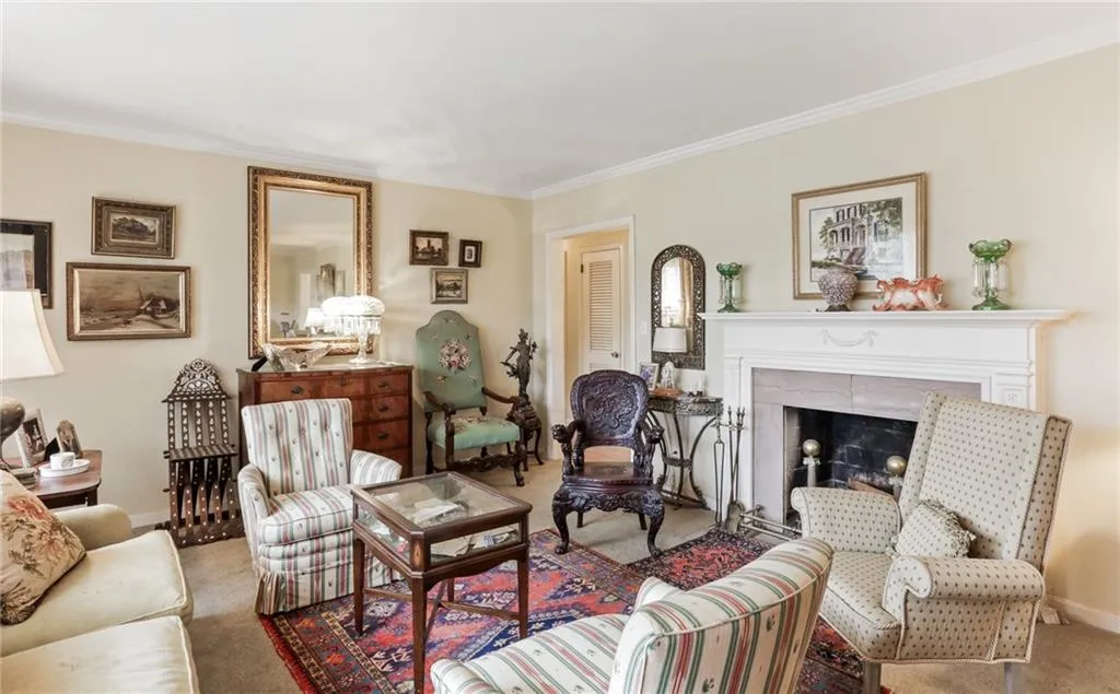 6748 Brandon Mill Road, Sandy Springs, Georgia 30328, 5 Bedrooms Bedrooms, ,3 BathroomsBathrooms,Residential,Sold,6748 Brandon Mill Road,6980328