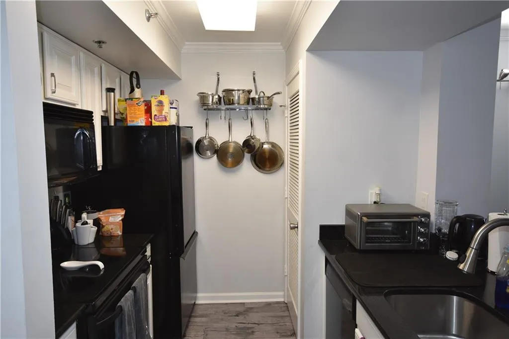 795 Hammond Drive Unit 1703, Sandy Springs, Georgia 30328, 1 Bedroom Bedrooms, ,1 BathroomBathrooms,Residential,Sold,795 Hammond Drive Unit 1703,6732685