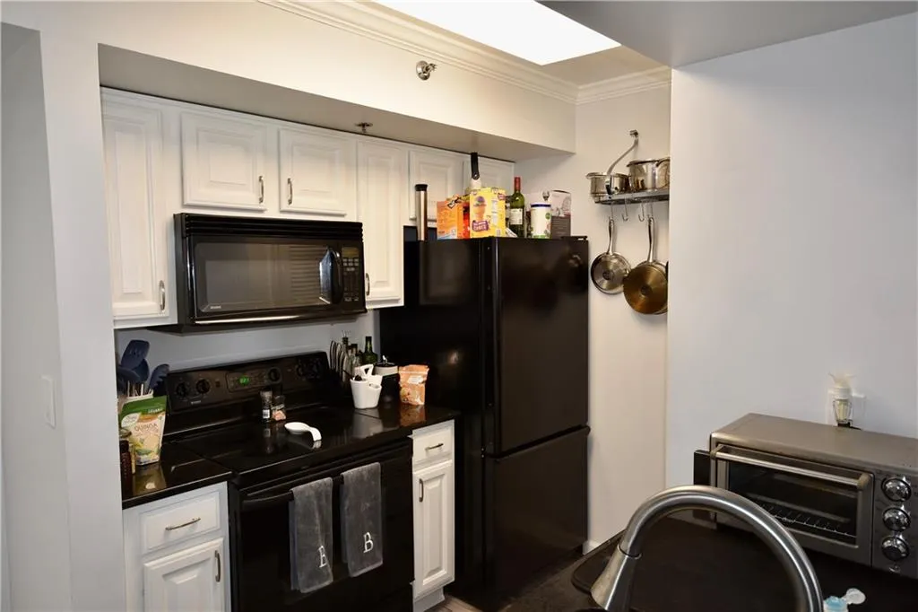 795 Hammond Drive Unit 1703, Sandy Springs, Georgia 30328, 1 Bedroom Bedrooms, ,1 BathroomBathrooms,Residential,Sold,795 Hammond Drive Unit 1703,6732685