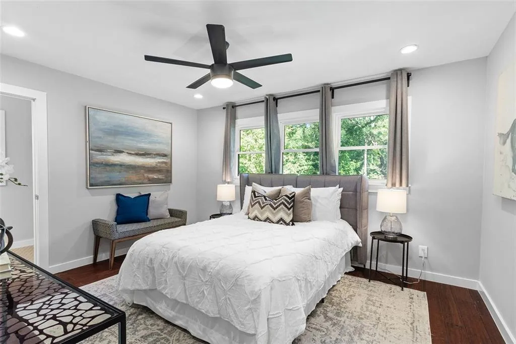 140 River Springs Drive, Sandy Springs, Georgia 30328, 5 Bedrooms Bedrooms, ,4 BathroomsBathrooms,Residential,Sold,140 River Springs Drive,7168713