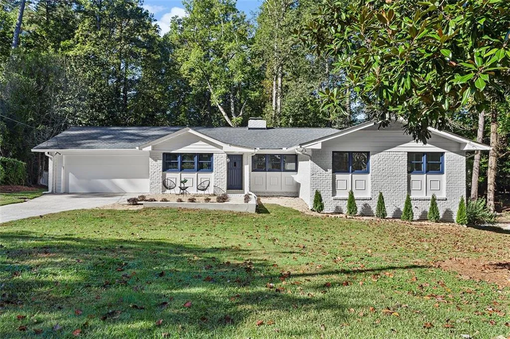 140 River Springs Drive, Sandy Springs, Georgia 30328, 5 Bedrooms Bedrooms, ,4 BathroomsBathrooms,Residential,Sold,140 River Springs Drive,7168713