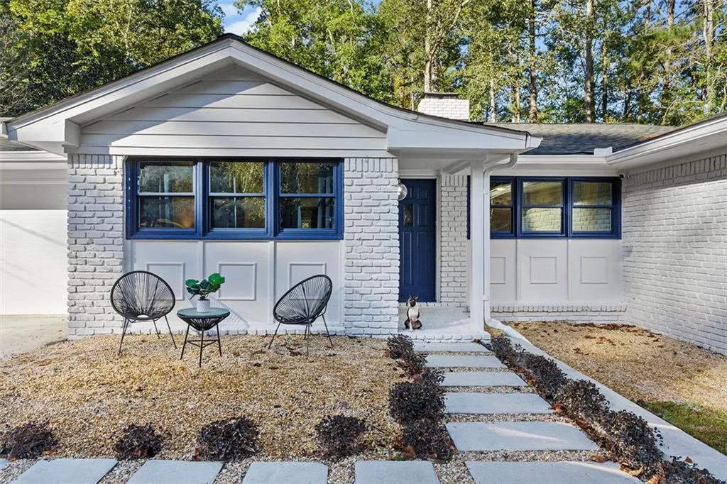 140 River Springs Drive, Sandy Springs, Georgia 30328, 5 Bedrooms Bedrooms, ,4 BathroomsBathrooms,Residential,Sold,140 River Springs Drive,7168713