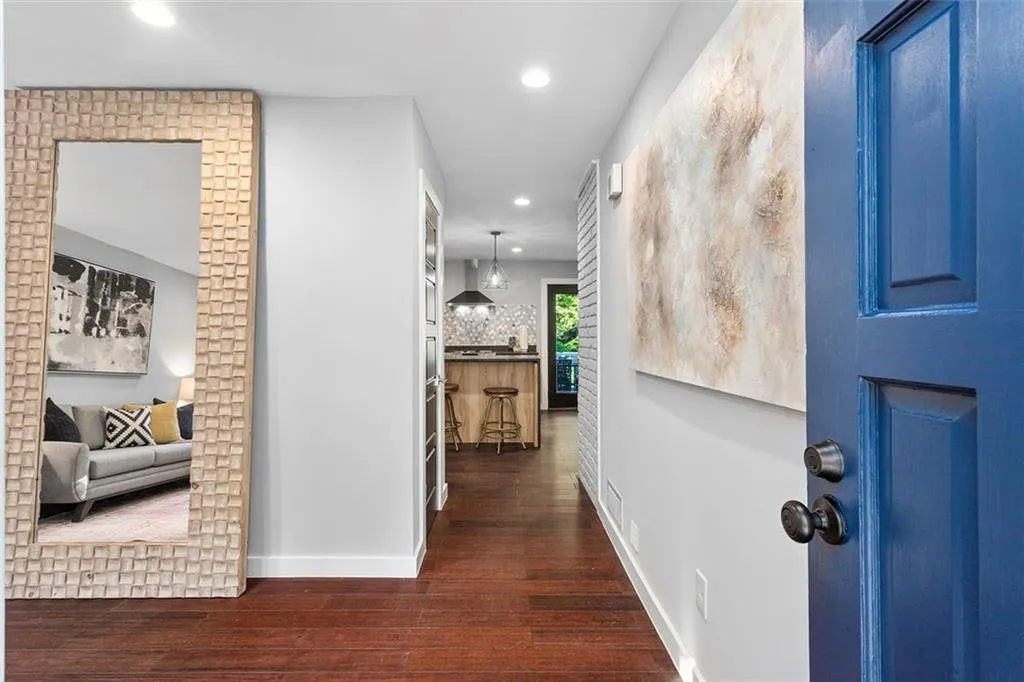 140 River Springs Drive, Sandy Springs, Georgia 30328, 5 Bedrooms Bedrooms, ,4 BathroomsBathrooms,Residential,Sold,140 River Springs Drive,7168713