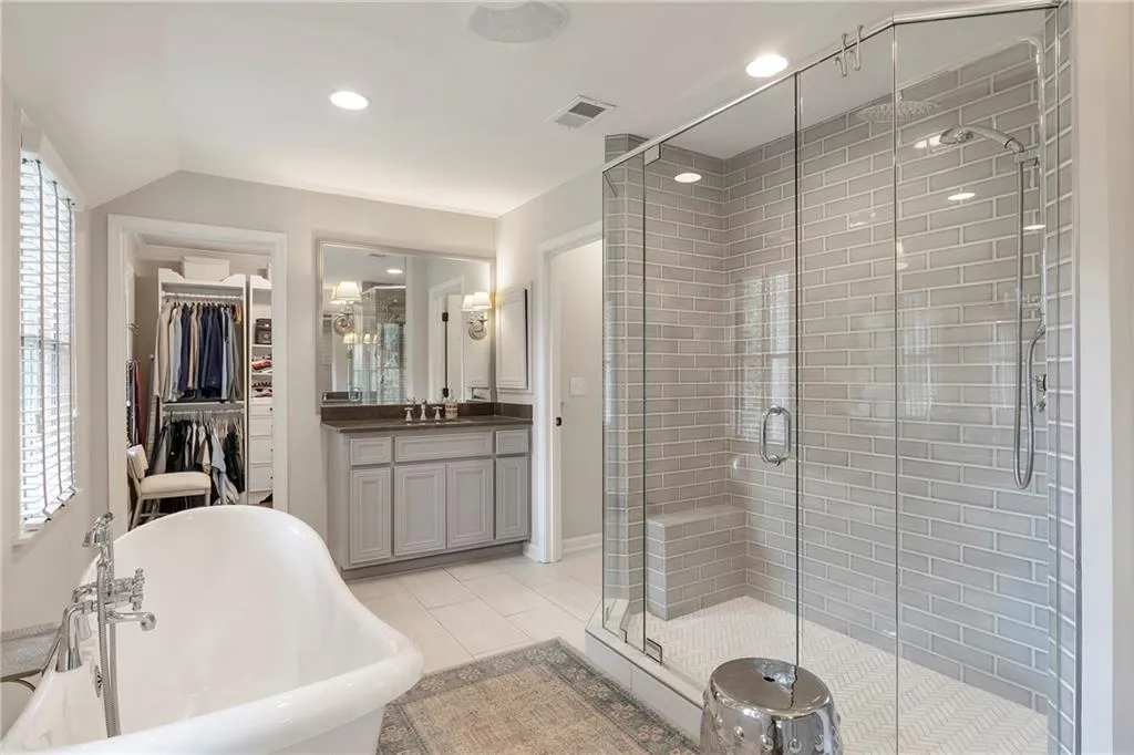 500 Tanacrest Circle, Atlanta, Georgia 30328, 4 Bedrooms Bedrooms, ,3 BathroomsBathrooms,Residential,For Sale,500 Tanacrest Circle,7658588