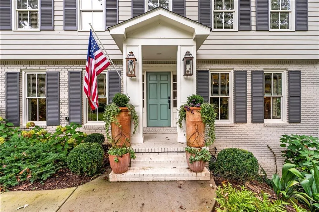 500 Tanacrest Circle, Atlanta, Georgia 30328, 4 Bedrooms Bedrooms, ,3 BathroomsBathrooms,Residential,For Sale,500 Tanacrest Circle,7658588